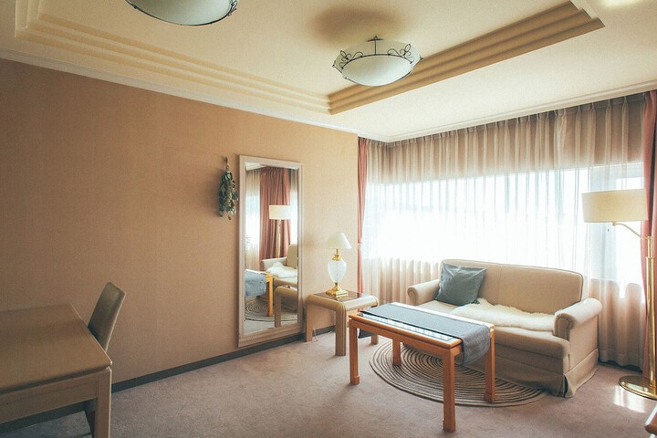 Room 22 of 74