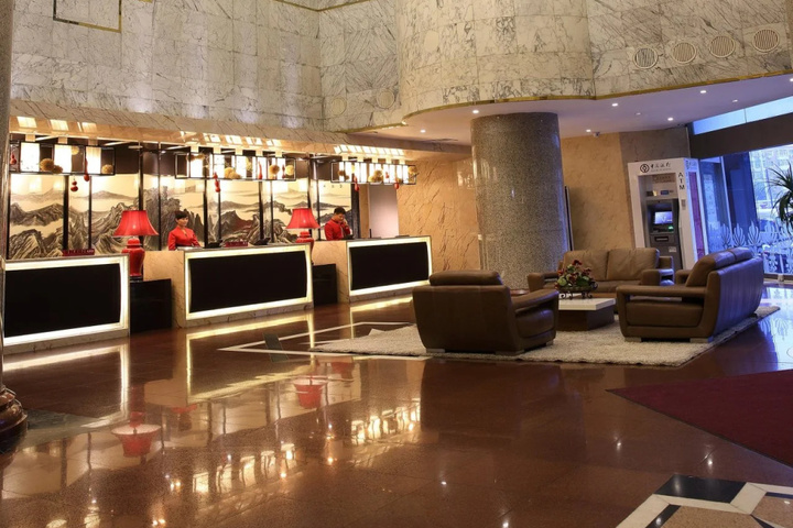 hotel_rooms