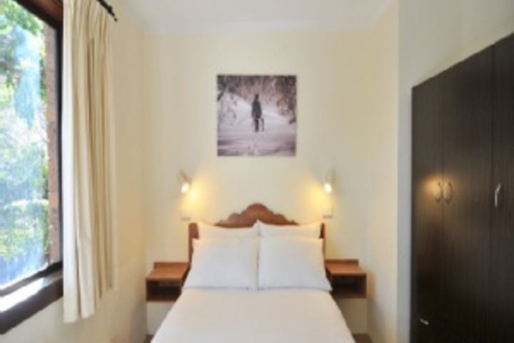 Room 582 of 693