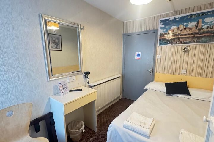 Room 37 of 118