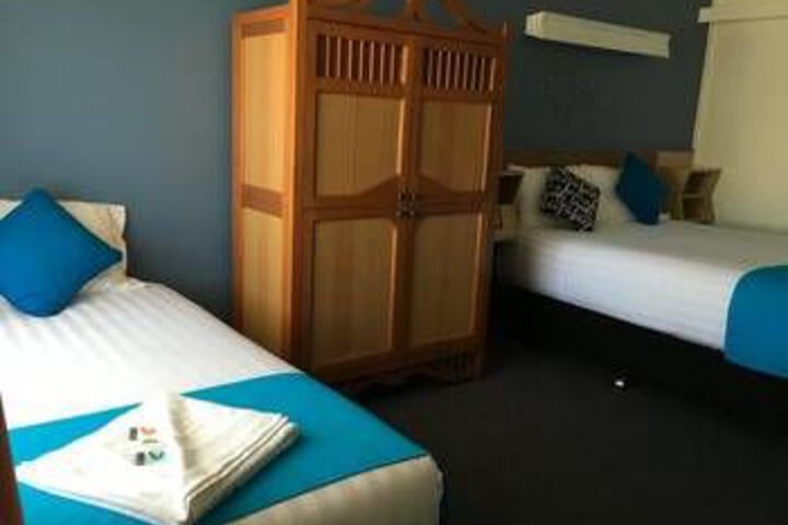 Room 25 of 71
