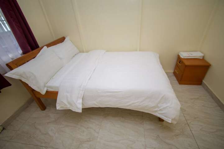 Room 6 of 31
