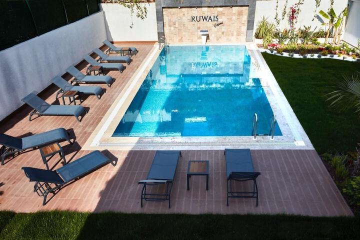 Pool 28 of 48