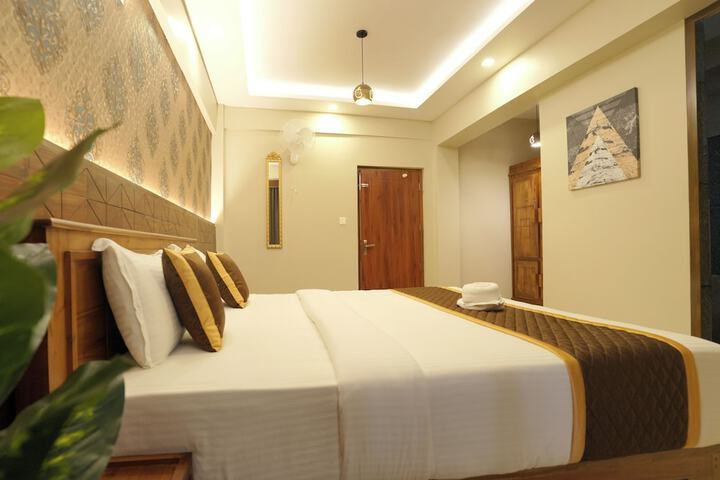 Room 72 of 135