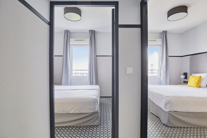 Room 35 of 65