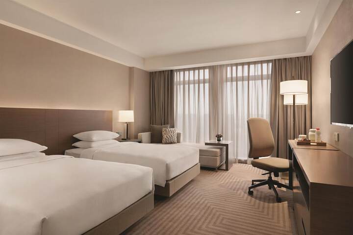 Room 10 of 44