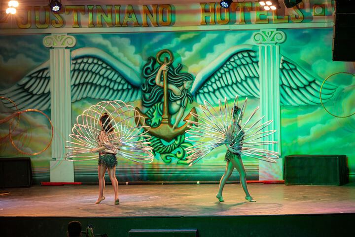 Entertainment 42 of 114