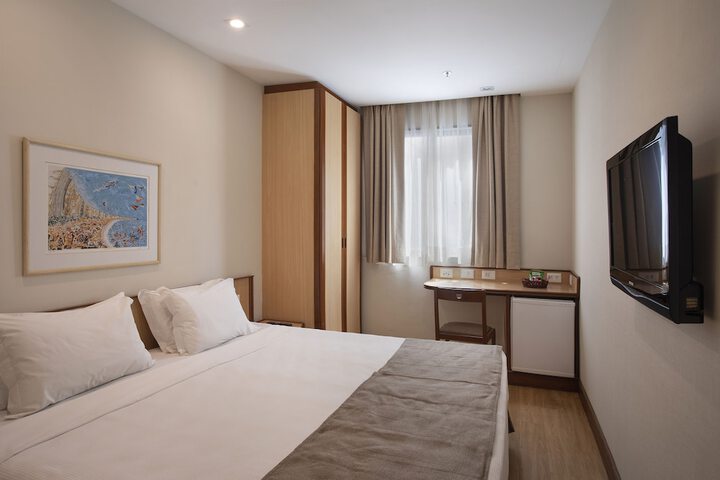 Room 37 of 57