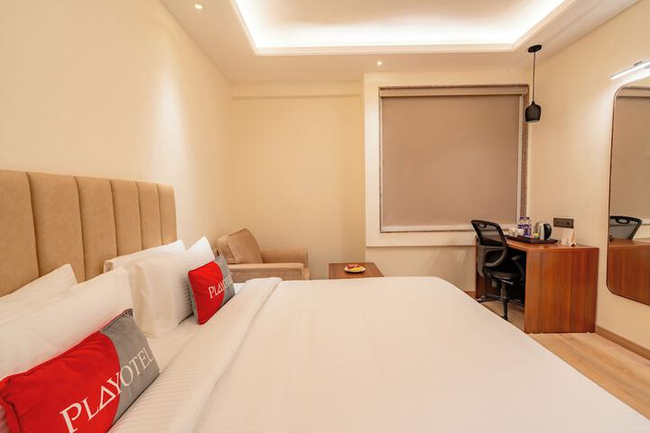 Room 3 of 17