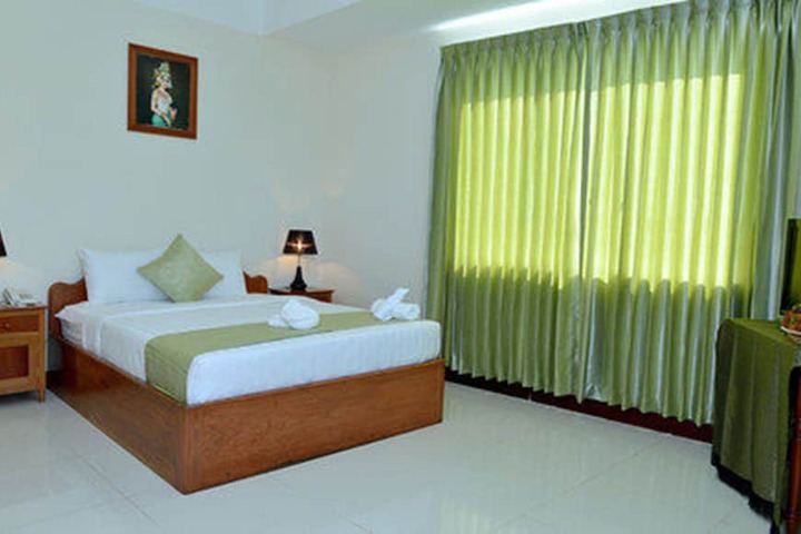Room 14 of 29