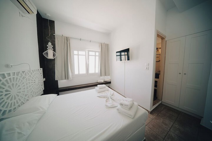 Room 76 of 188