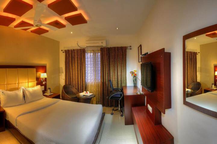 Room 17 of 49