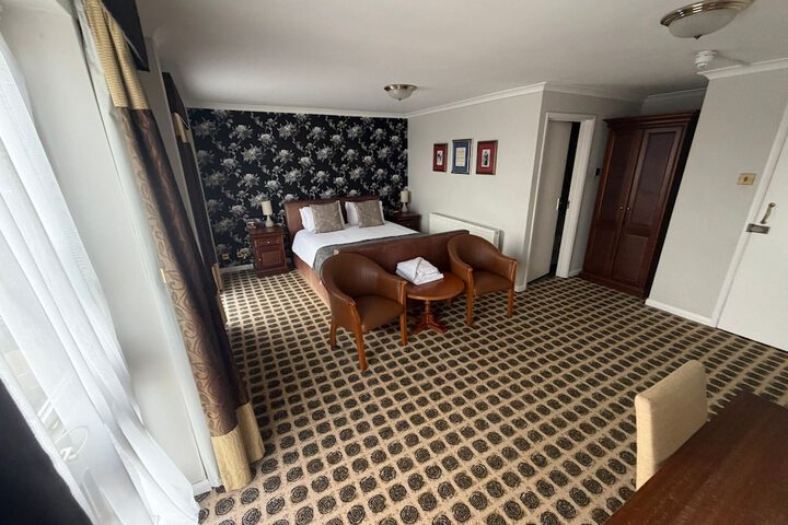 Room 25 of 56