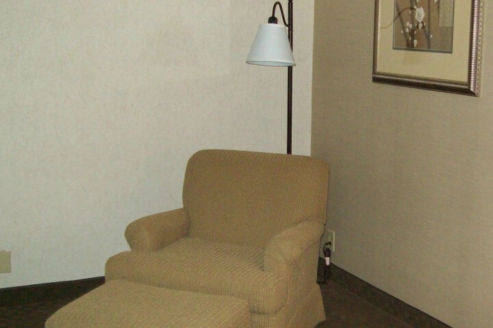 1 King Bed (1 of 21)