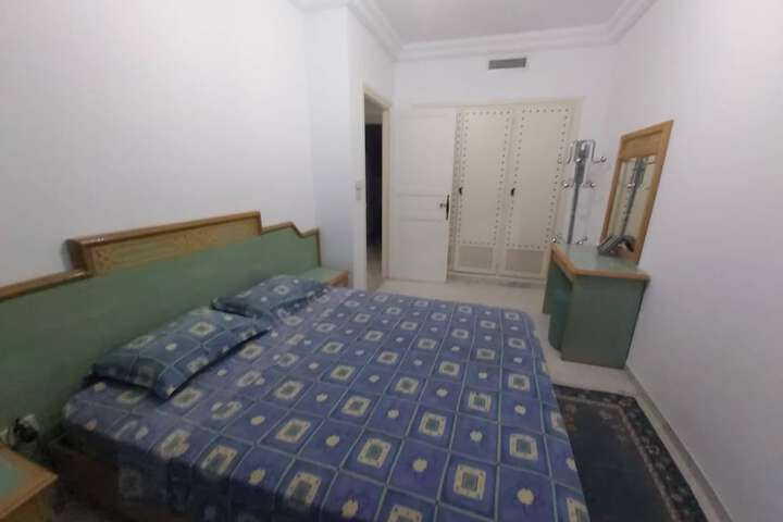 Room 9 of 29