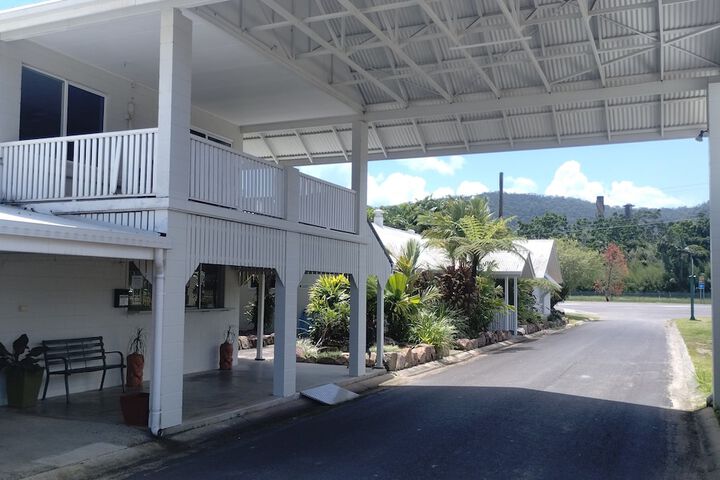 Hotel 60 of 64