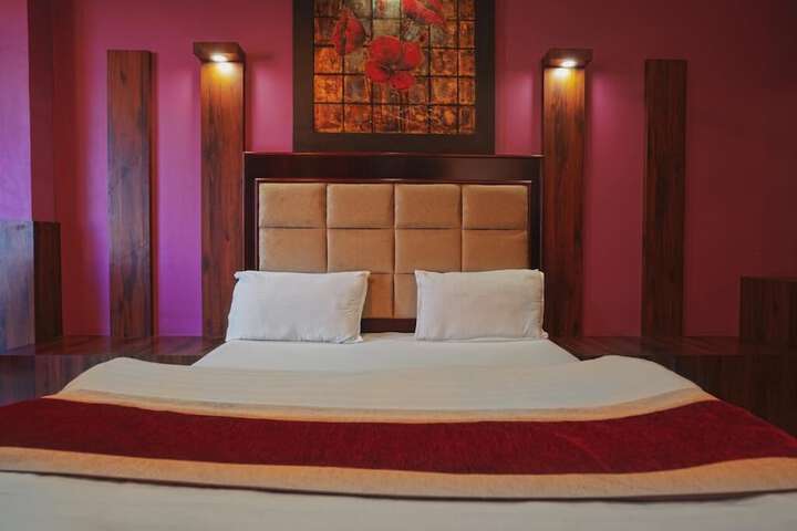 Room 42 of 65