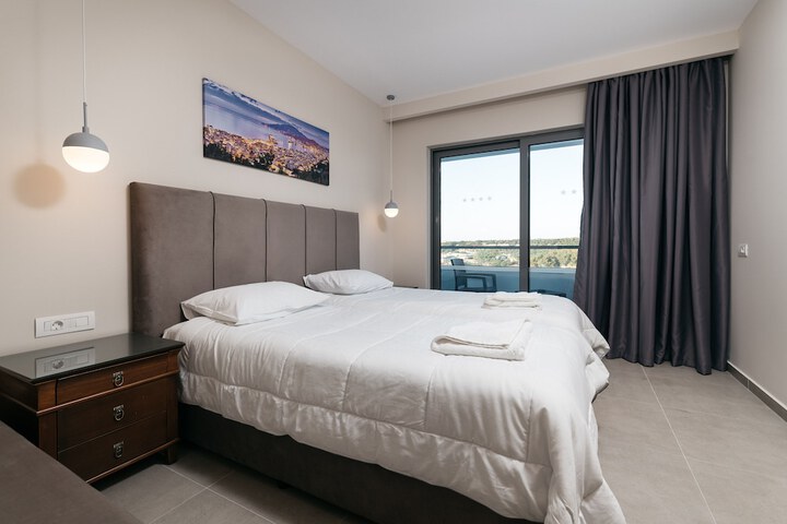 Room 7 of 30
