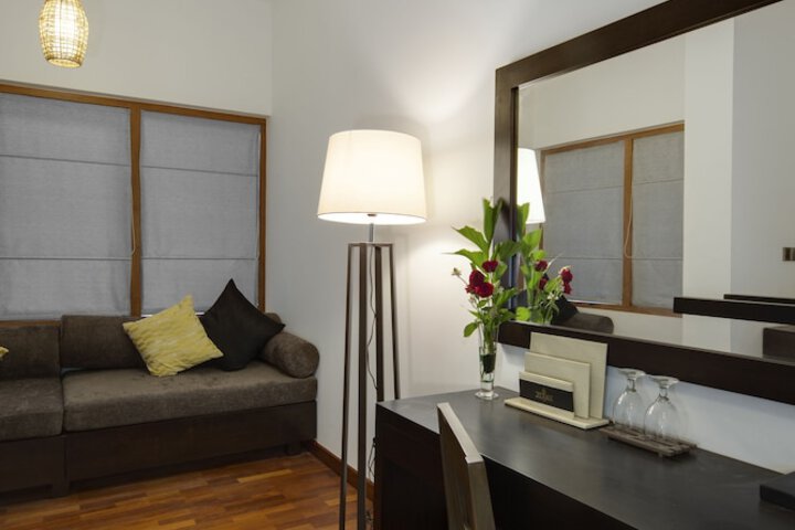 Room 27 of 115