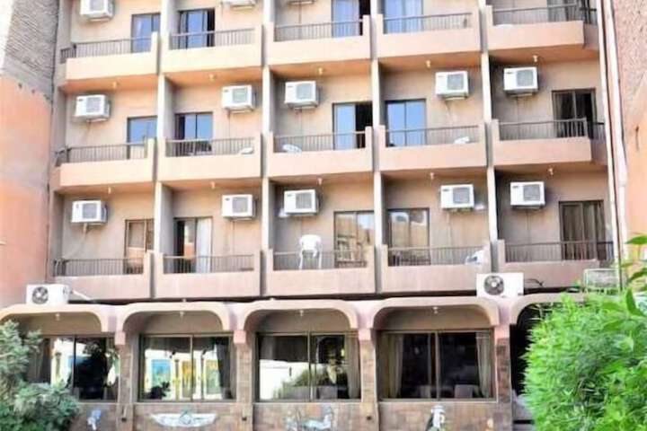 Hotel 70 of 73