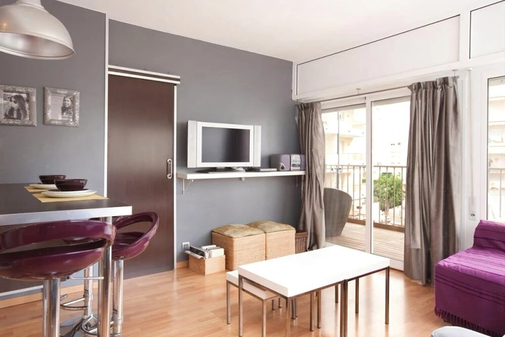 Room 3 of 18