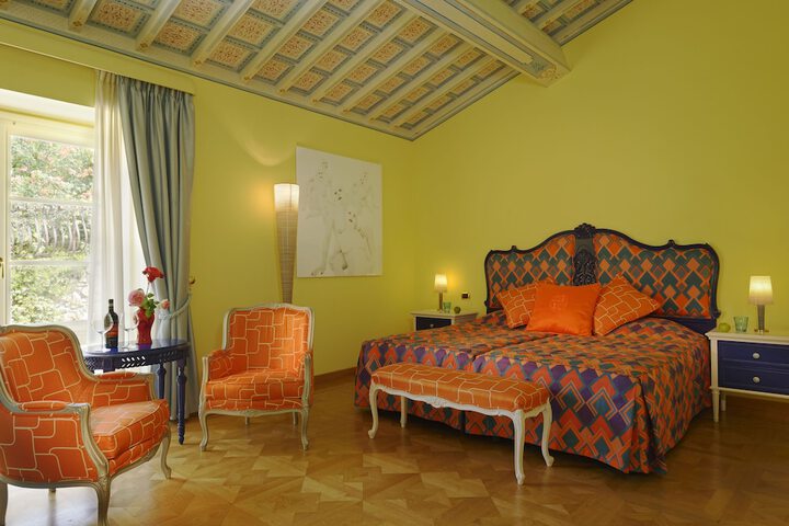 Room 20 of 115
