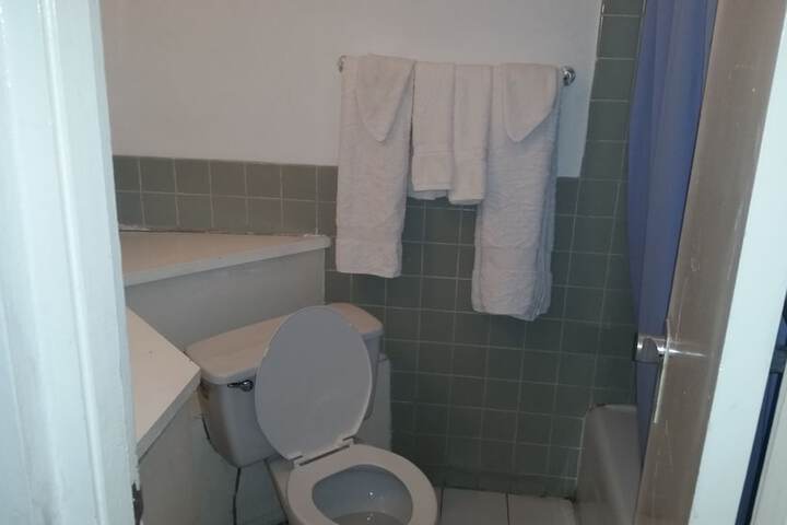 Room 16 of 43