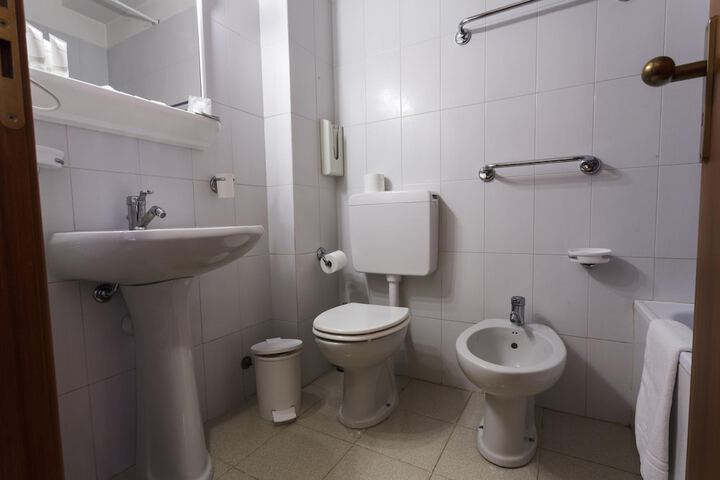 Clean Restrooms