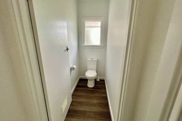Room 140 of 179