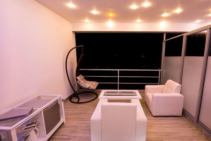 Room 6 of 55