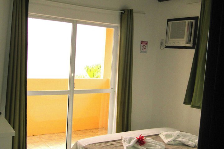 Room 19 of 113