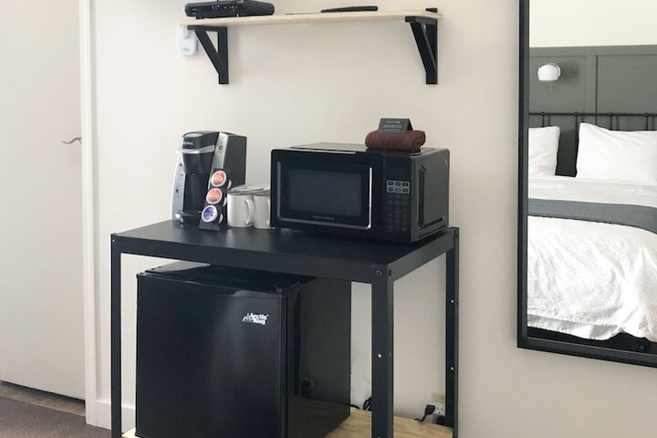 Room 19 of 34