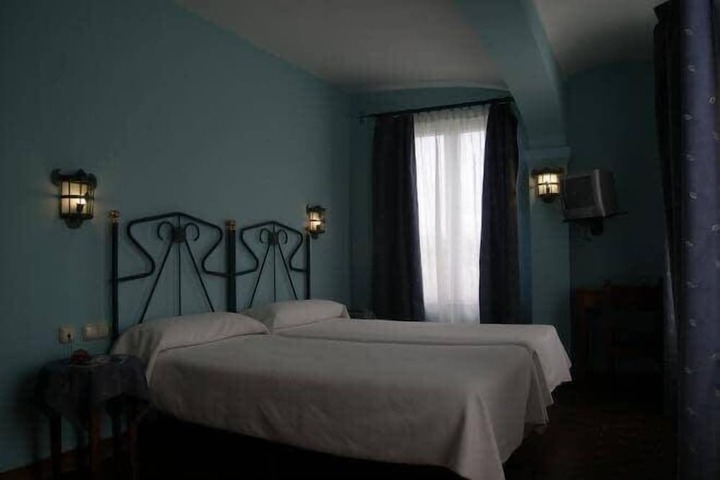 Room 15 of 57