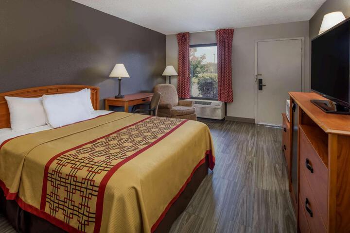 1 Double Bed (4 of 7)