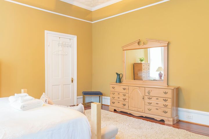Room 9 of 55