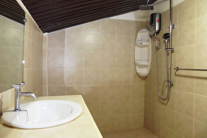 Room 29 of 73