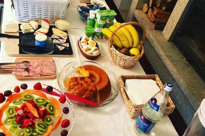 Dining 35 of 70