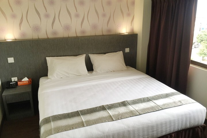 Room 16 of 41