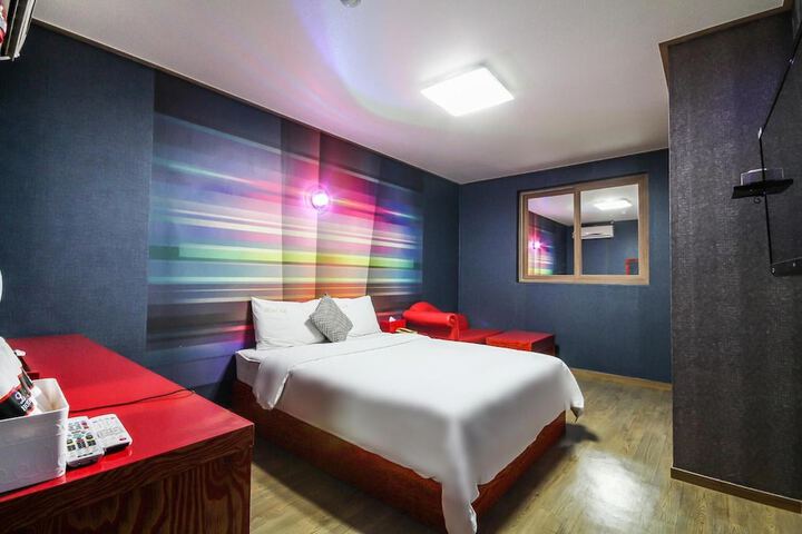 Room 40 of 57