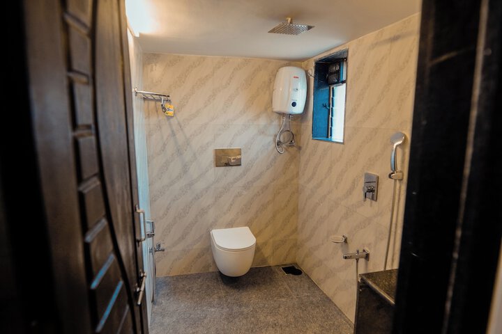 Room 21 of 40