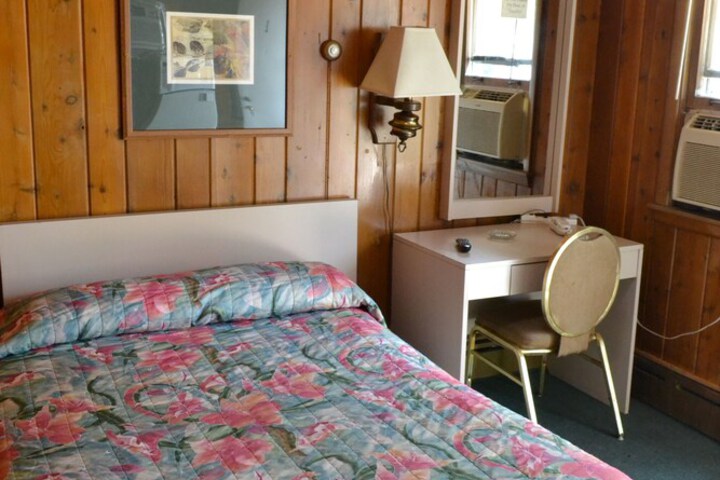 Room 30 of 81