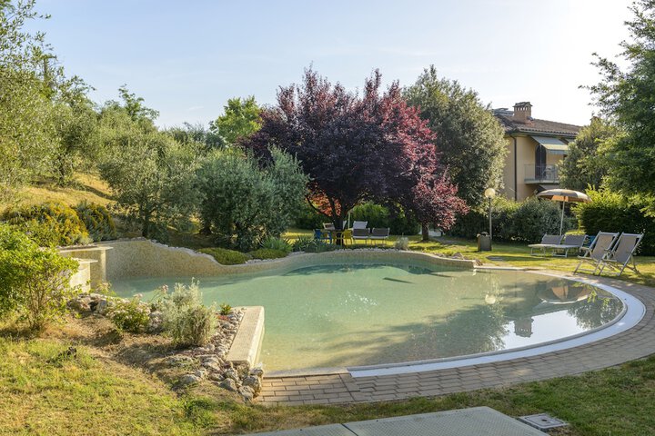 Hotel with Pool