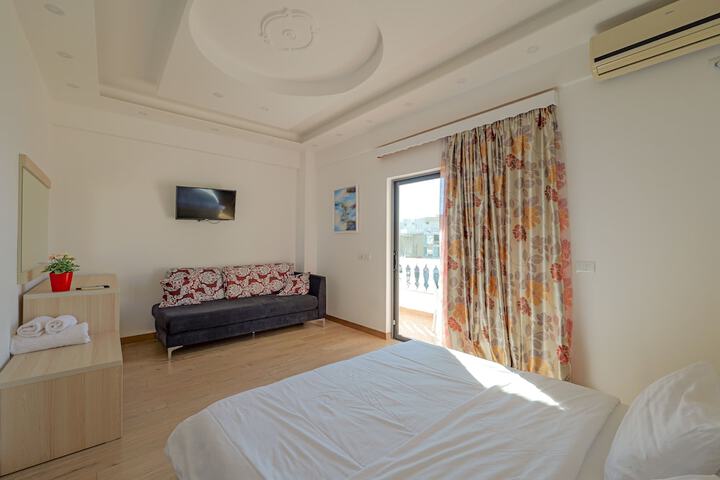 Room 65 of 119