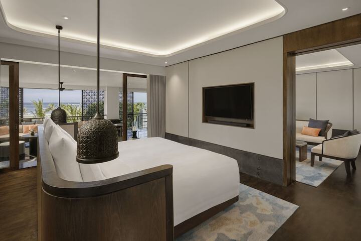 Room 28 of 156