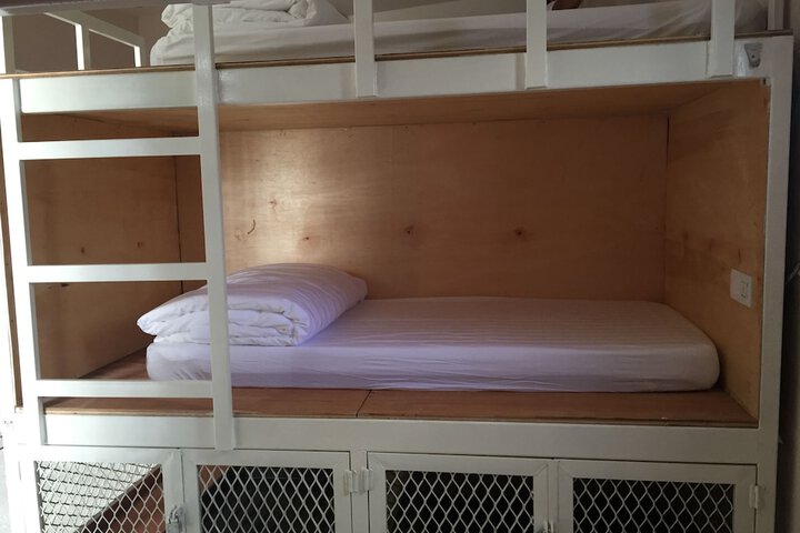 Room 5 of 129