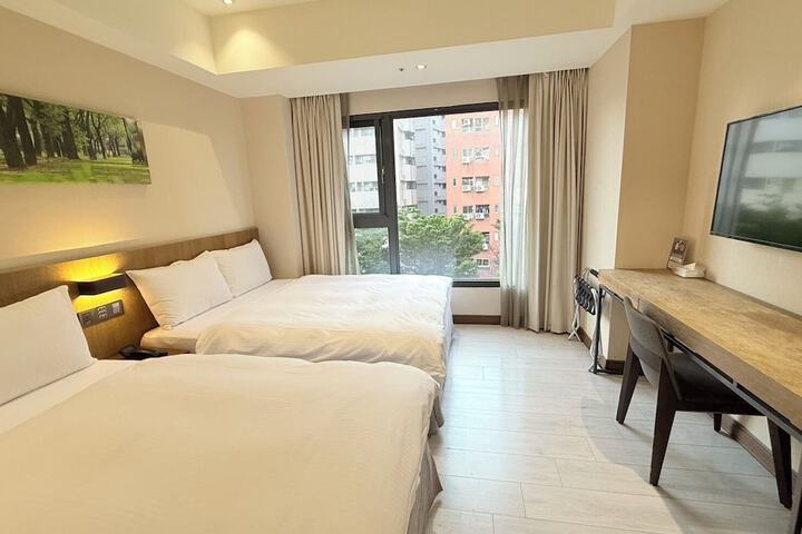 Room 21 of 61