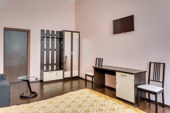 Room 15 of 43