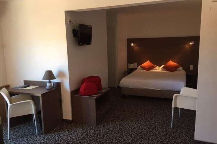Room 29 of 87