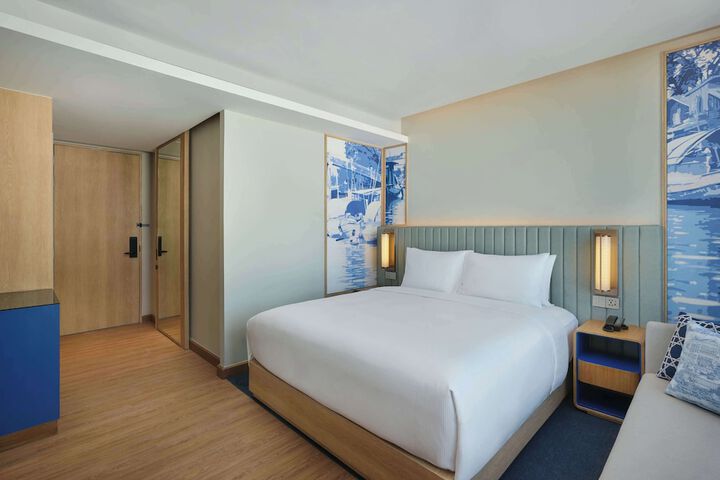 Room 4 of 45