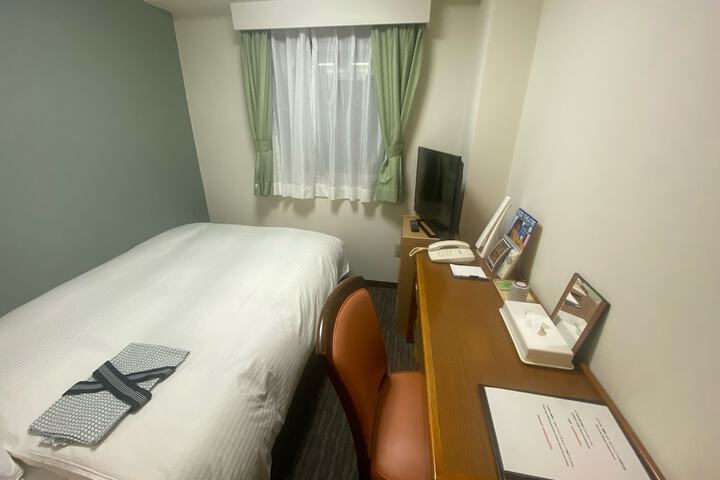 Room 14 of 45